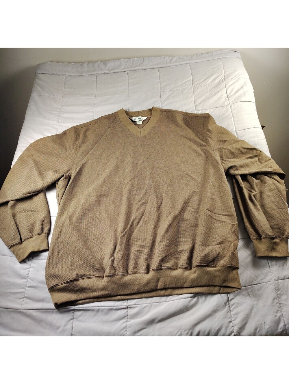 L.L. Bean Men's XL Regular Pullover V-Neck Sweater Brown